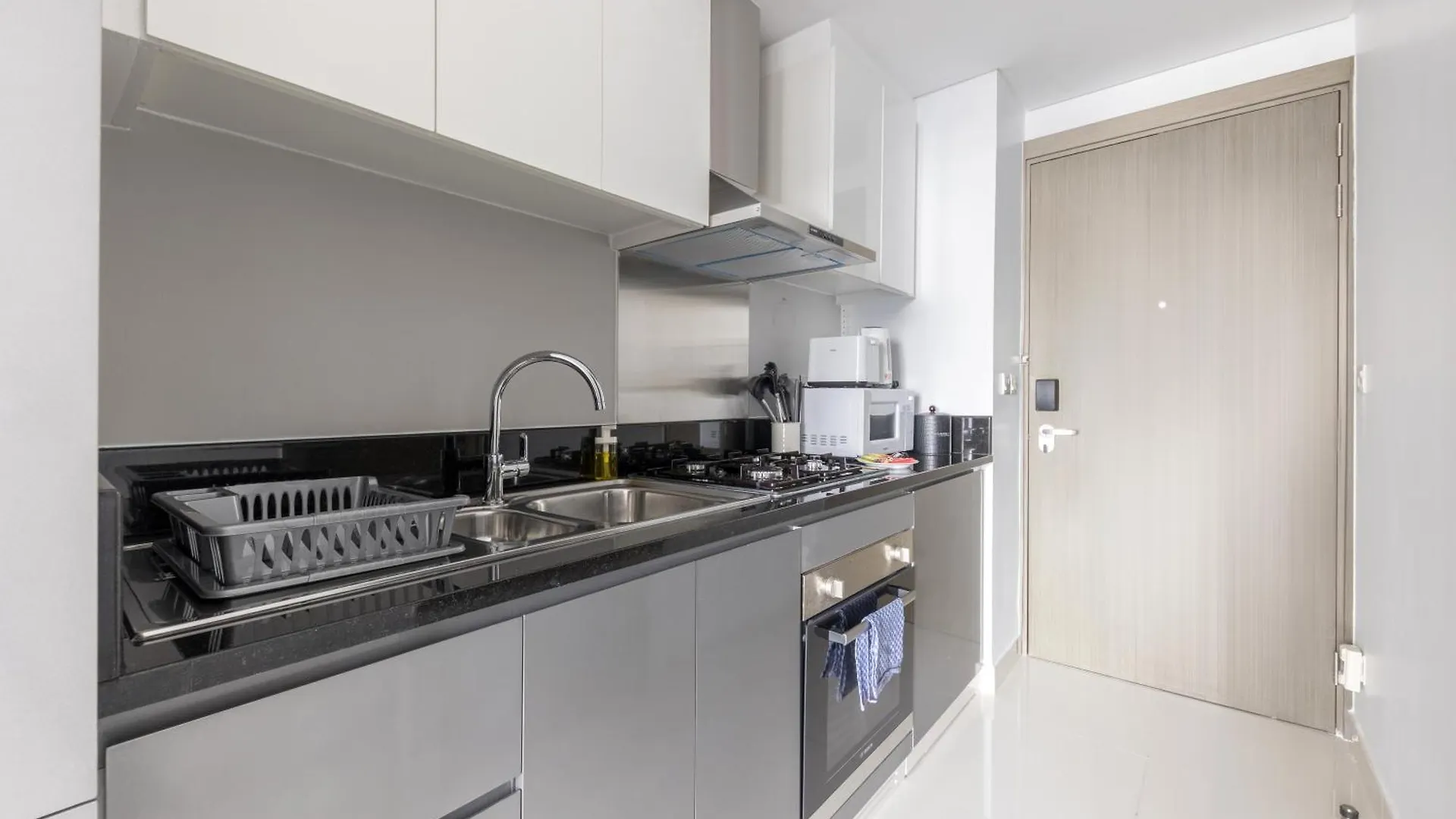 Stunning Canal Viewbusiness Bay High Floorstudio Dubai 0*,  United Arab Emirates